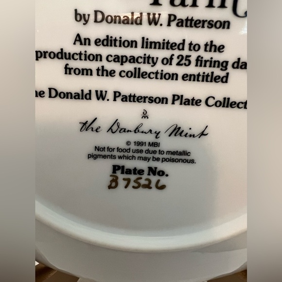 Morning on the Farm 8” 1991 decorative plate by Donald W Patterson - Picture 2 of 4